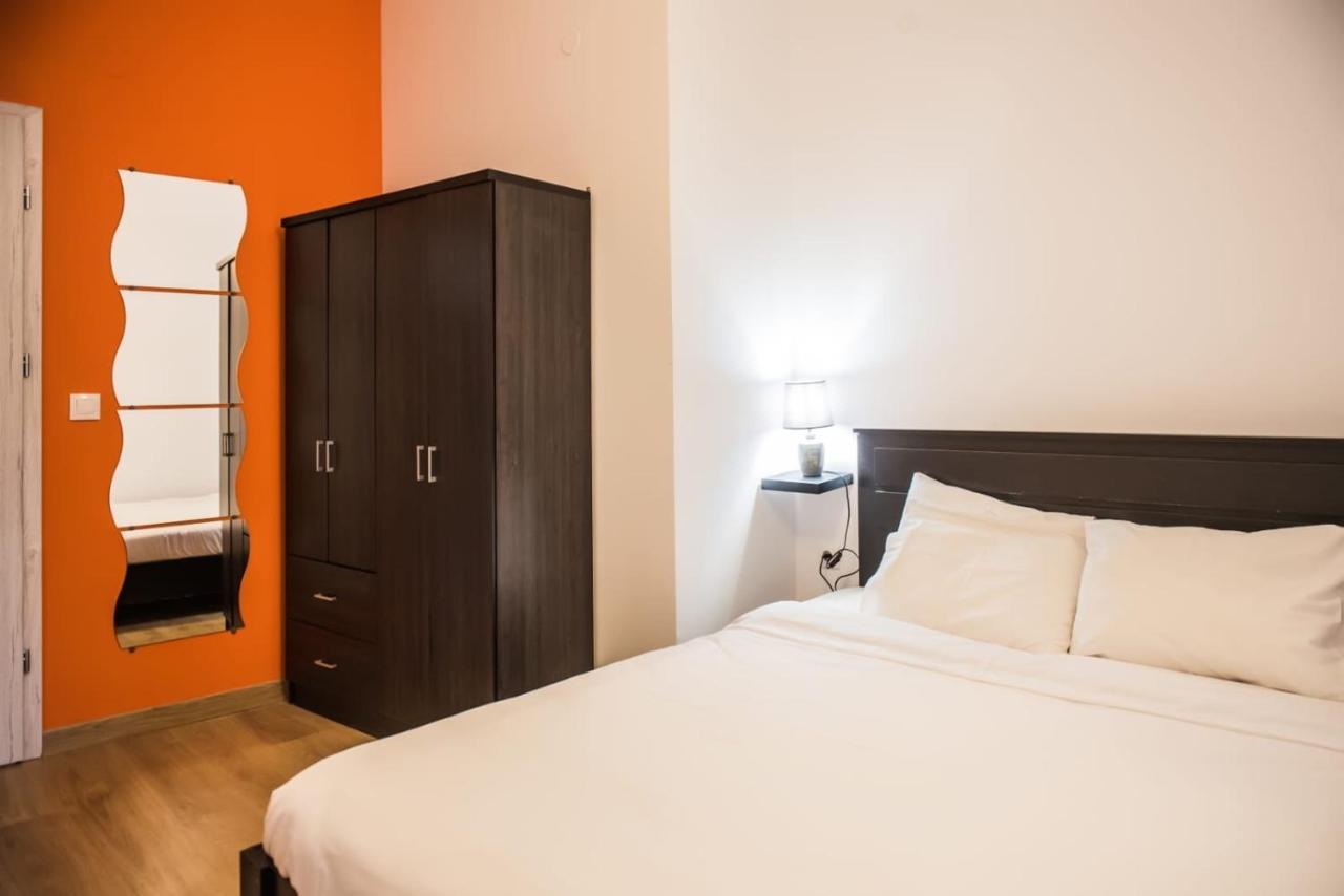 Orange Geranium Apartment Tesalonika Bagian luar foto